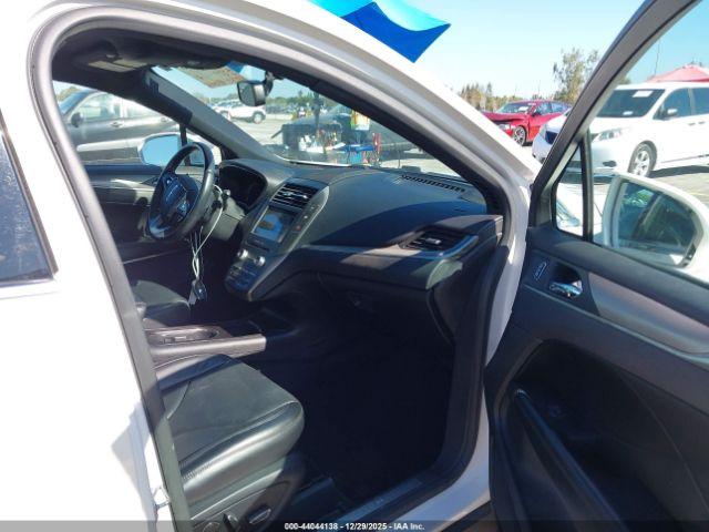 Lincoln MKC Reserve Image 16