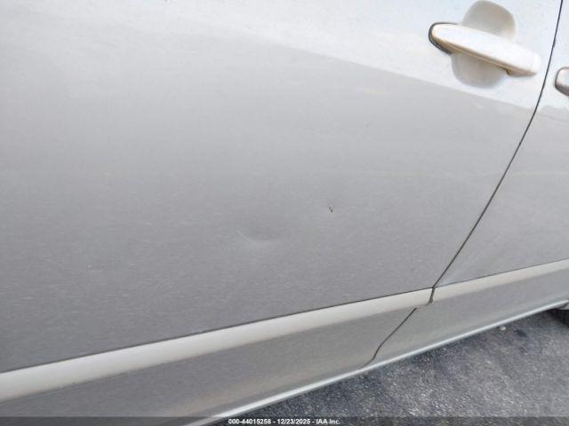 Toyota Sienna Ce Image 13