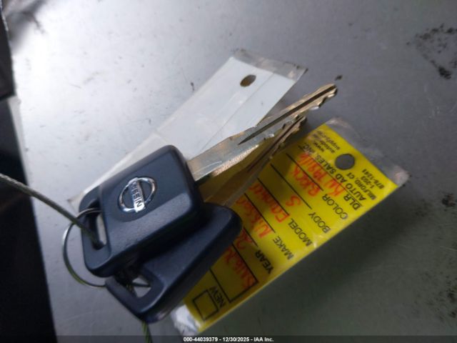 Nissan Frontier S Image 8