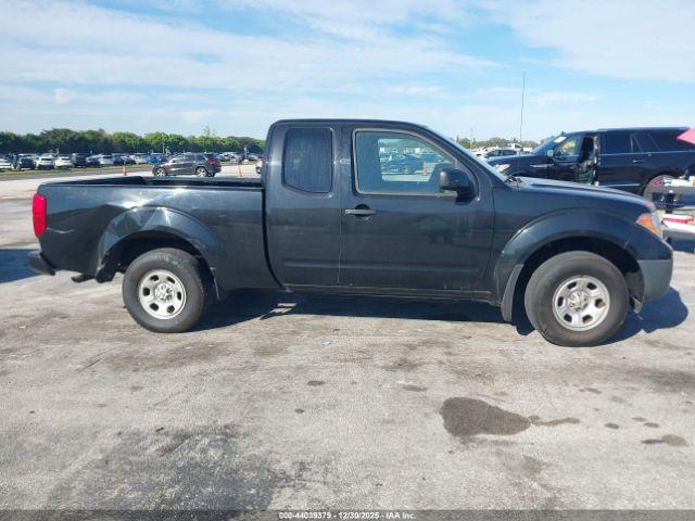 Nissan Frontier S Image 14