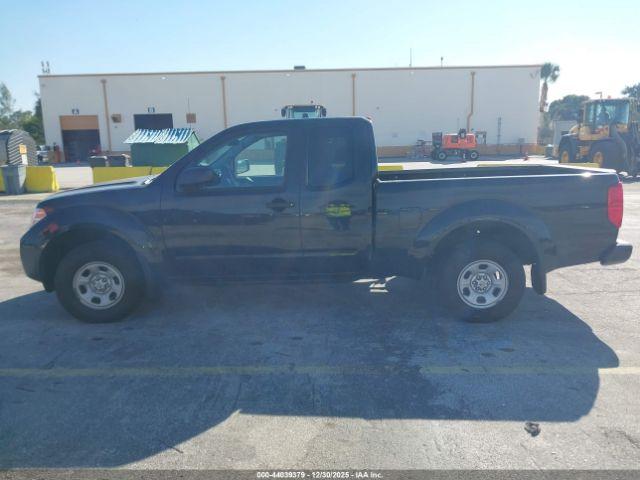 Nissan Frontier S Image 13