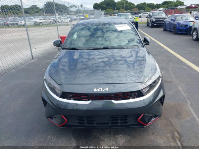 Kia Forte Gt-line Image 9