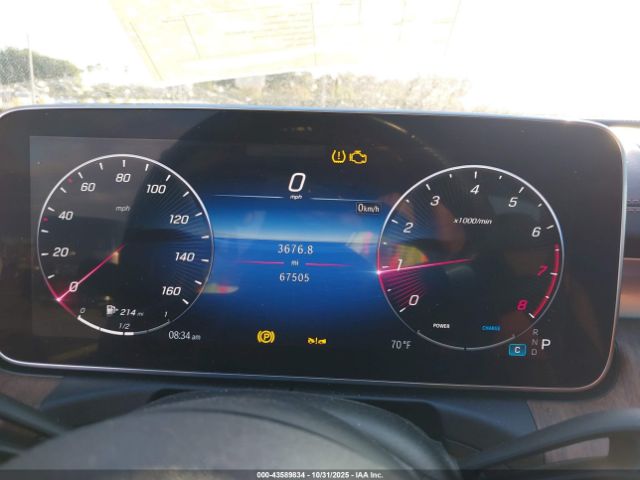 Mercedes-Benz C-Class Sedan Image 4