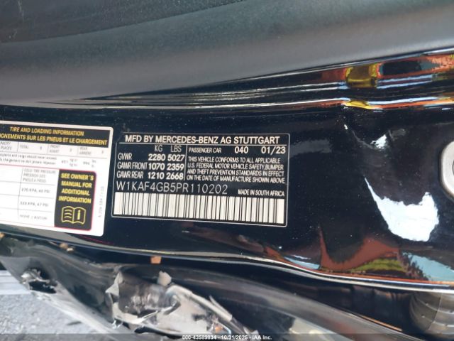 Mercedes-Benz C-Class Sedan Image 8