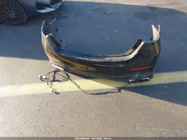 Mercedes-Benz C-Class Sedan Image 7