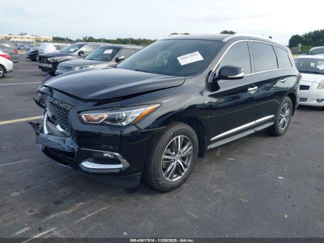 INFINITI Qx Luxe Image 7