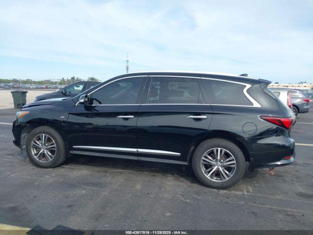 INFINITI Qx Luxe Image 4