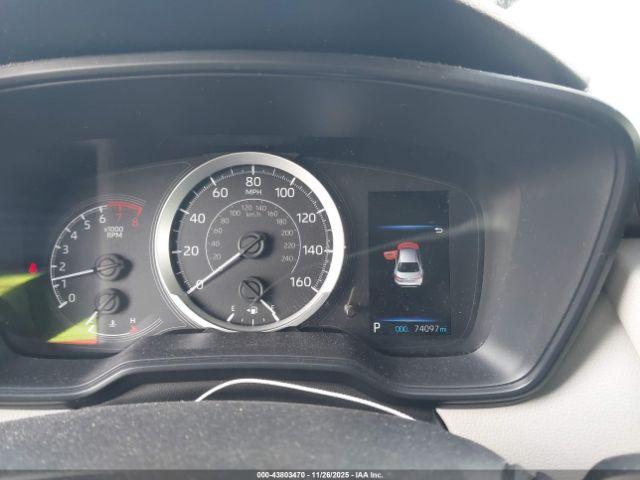 Toyota Corolla Le Image 11