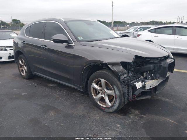  Salvage Alfa Romeo Stelvio