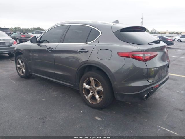 Alfa Romeo Stelvio Rwd Image 4