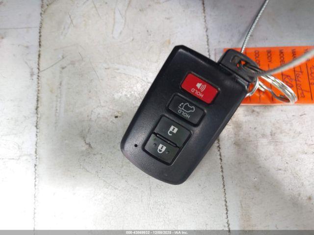 Toyota RAV4 Xle Image 7