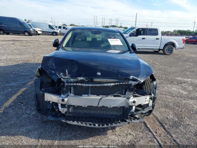 Mercedes-Benz C-Class Image 5