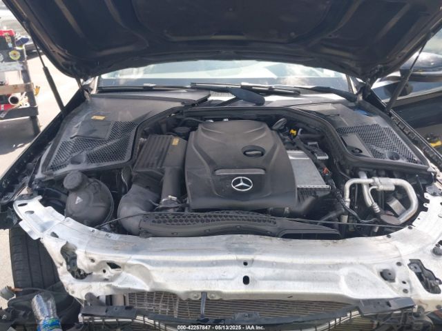 Mercedes-Benz C-Class Image 9