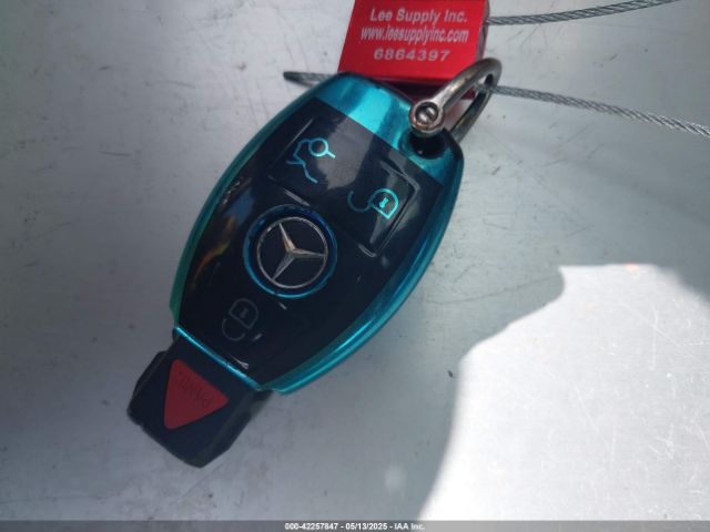 Mercedes-Benz C-Class Image 16