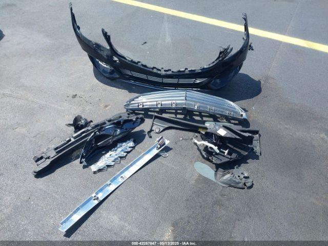 Mercedes-Benz C-Class Image 8