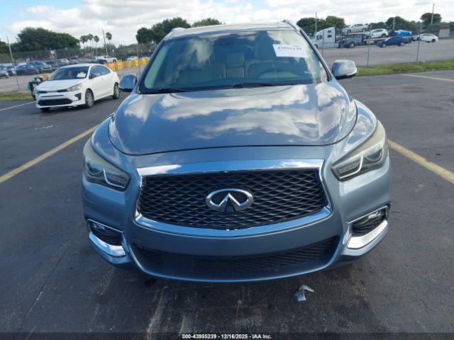 INFINITI Qx Image 17