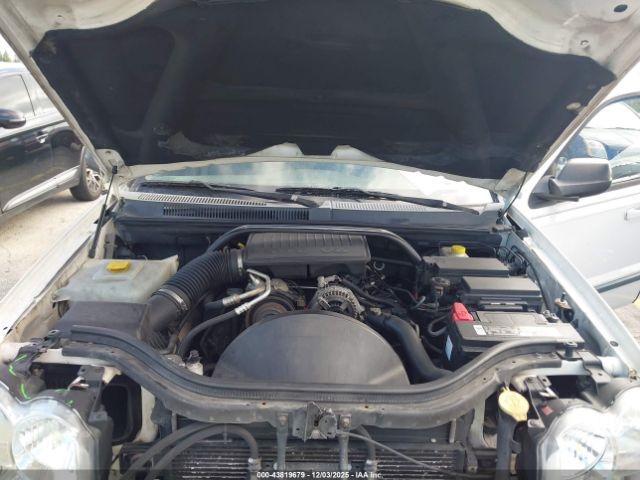 Jeep Grand Cherokee Laredo Image 8