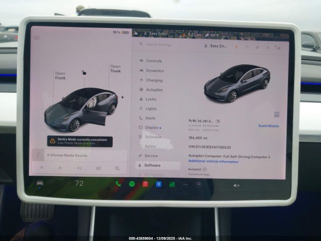 Tesla Model 3 Image 9