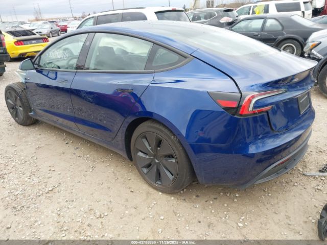 Tesla Model 3 Long Range Rear-wheel Drive Image 12