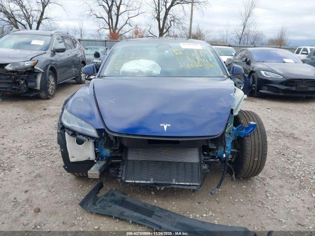 Tesla Model 3 Long Range Rear-wheel Drive Image 5