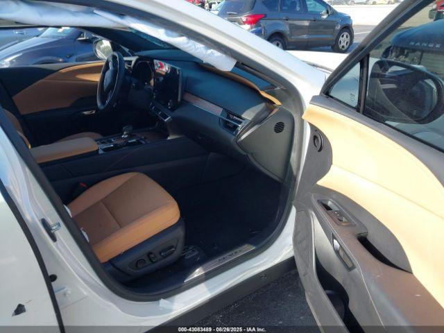 Lexus RX Premium Image 9