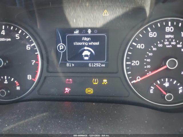 Kia Optima Lx Image 3