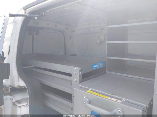Ford Transit Xl Image 9