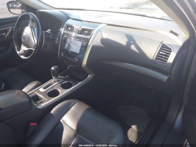 Nissan Altima 3.5 Sl Image 8