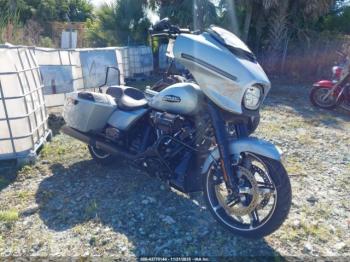  Salvage Harley-Davidson Flhx