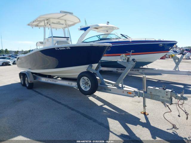  Salvage Nauticstar 2200x5