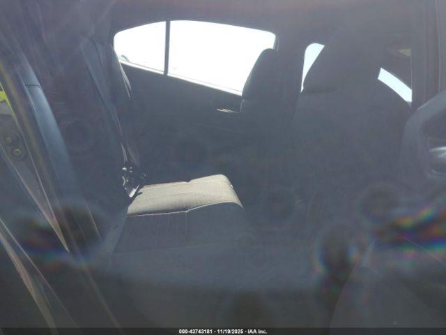 Toyota Corolla Se Image 10