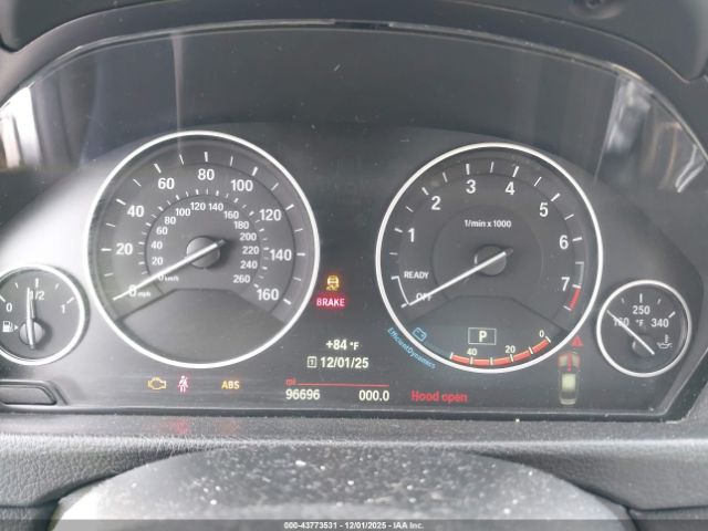 BMW 3 Series Xdrive Image 14