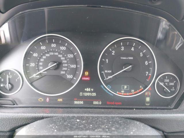 BMW 3 Series Xdrive Image 14