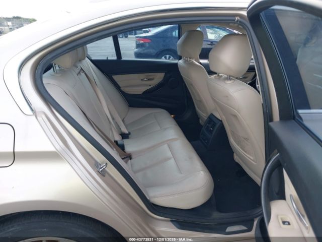 BMW 3 Series Xdrive Image 9