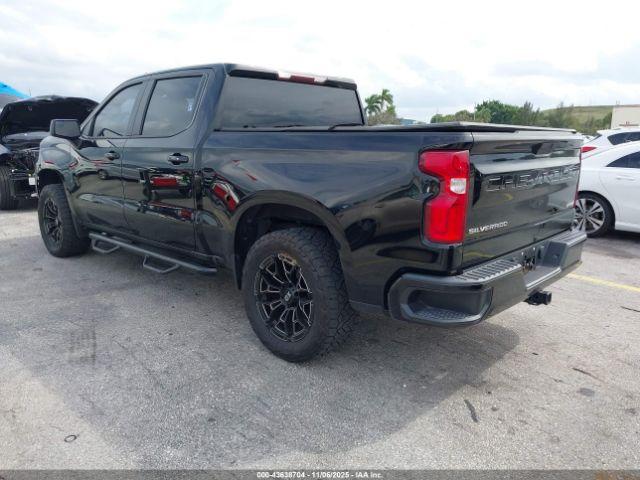 Chevrolet Silverado 1500 Rst Image 8