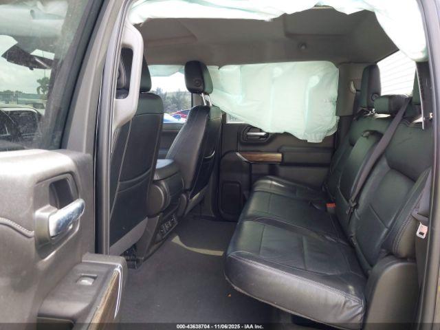 Chevrolet Silverado 1500 Rst Image 11