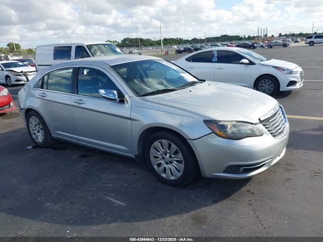  Salvage Chrysler 200