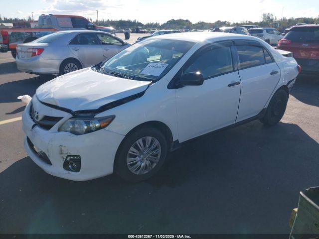 Toyota Corolla L Image 6