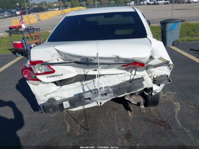 Toyota Corolla L Image 8