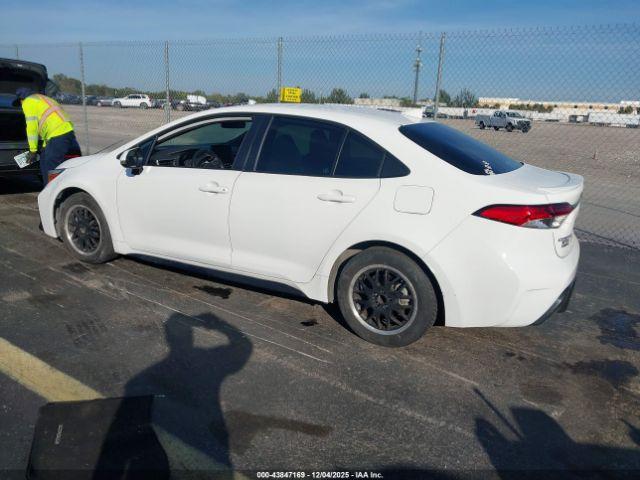 Toyota Corolla Se Image 16