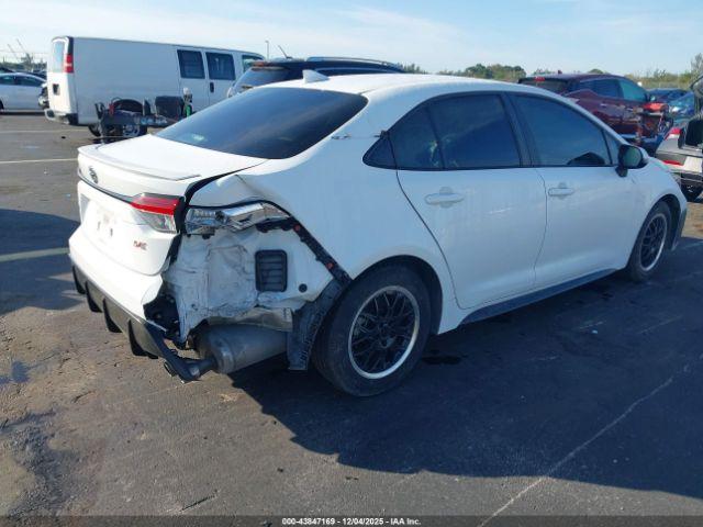 Toyota Corolla Se Image 12