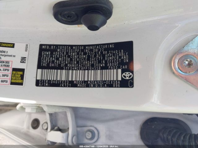 Toyota Corolla Se Image 8