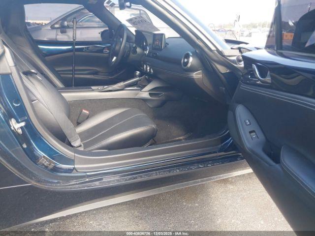 Mazda MX-5 Miata RF Grand Touring Image 16