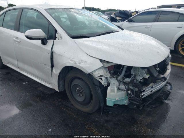 Toyota Corolla Le Image 11