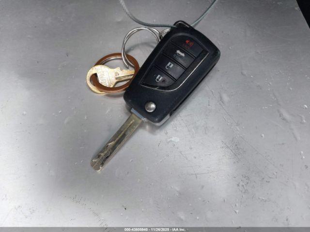 Toyota Corolla Le Image 6