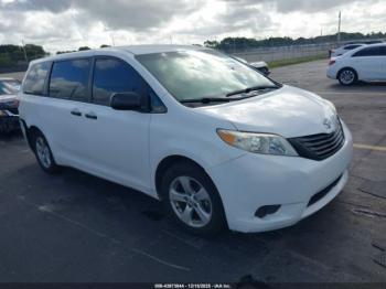  Salvage Toyota Sienna
