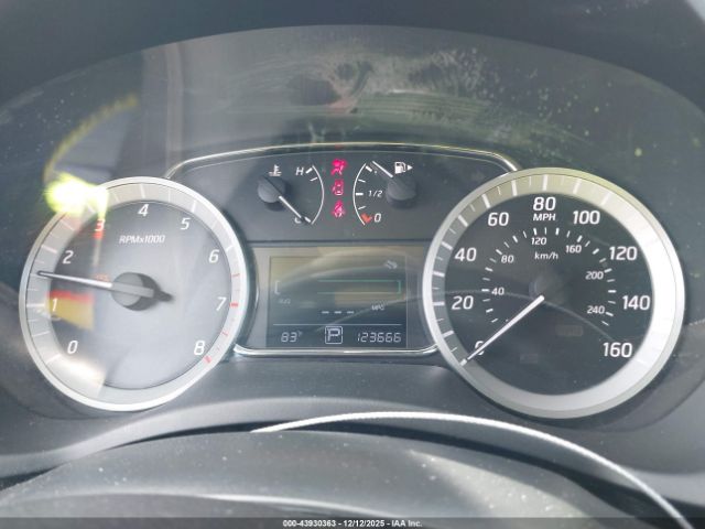 Nissan Sentra Image 3