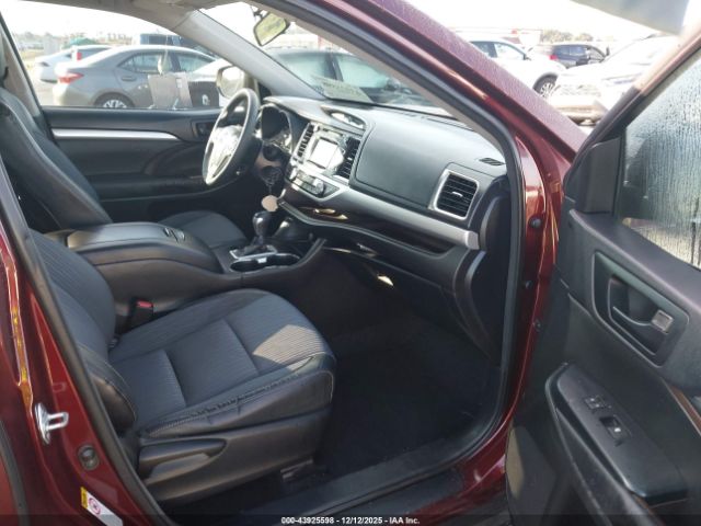 Toyota Highlander Le Plus V6 Image 12