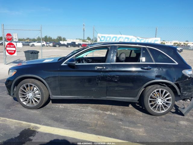 Mercedes-Benz GLC Image 16