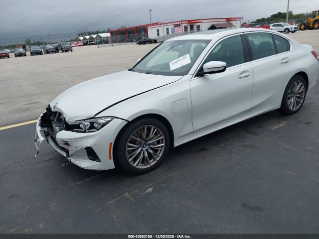 BMW 3 Series Image 3